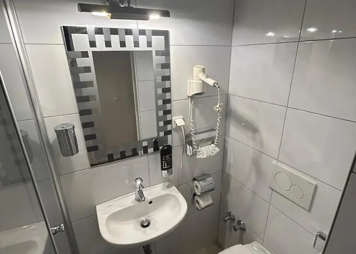 Westend#305 アパート *